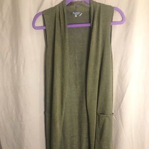 Sleeveless Cardigan